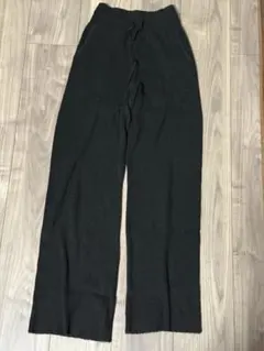 ユニクロ　ウォッシャブルリブニットパンツ黒/マタニティ