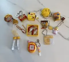 ガチャガチャ詰め合わせ黄色系ミニチュアフードキーホルダーセット11点