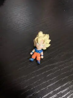ドラゴンボール 超サイヤ人孫悟空 キーホルダーフィギュア