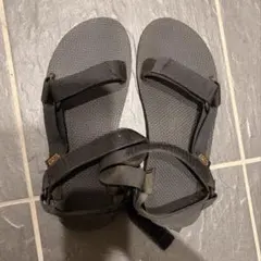 teva サンダル　メンズのサムネイル
