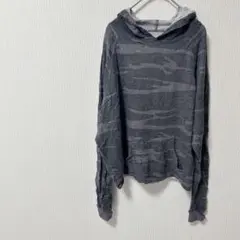 迷彩柄 グレー フード付きパーカー　ダメージあり