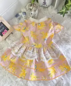 ハンドメイド犬服・青い鳥とミモザ柄 春にぴったりティアードギャザーたっぷりドレス