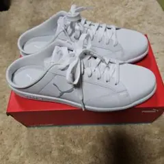 Puma ホワイト スリッポン　SOFTFOAM+