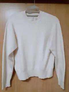 【美品】ユニクロ　アイボリー 　Mサイズ　 長袖ニットセーター
