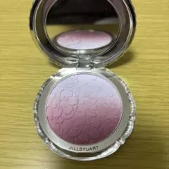 Item thumbnail for item d43e60ee-b424-45a2-af10-e3c32d70498c