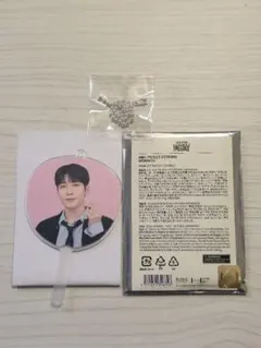 WONWOO うちわ FOLLOW - メルカリ