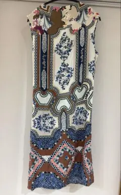2026年最新】Etro レディース ノースリーブひざ丈ワンピースの人気