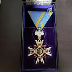 激レア！国宝！勲章 勲二等瑞宝章 略綬揃 稀少 瑞宝章 戦前 華族 天皇記章 激レア！国宝！勲章 勲二等瑞宝章 略綬揃 稀少 瑞宝章 戦前 華族 天皇