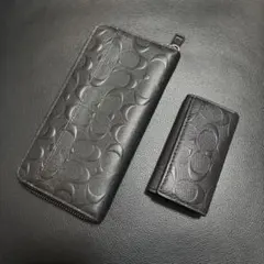 極美品 COACH シグネチャー型押しエンボス 長財布 キーケース セット