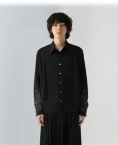 美品✨HARE (F)アートコラージュフラワーSH トップス シャツ・ブラック 