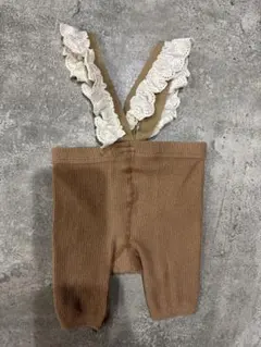 フリル付きベージュリブスパッツ
