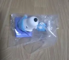 スヌーピーガチャ　ガチャガチャ　すやすやおやすみマスコット（パジャマ）