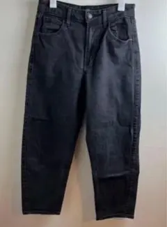 GAP ブラックデニム ストレートパンツ