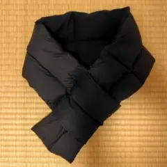 ユニクロ　ヒートテックライニングパデッドマフラー　ブラック　黒