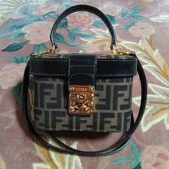 FENDI フェンディ ズッカ柄 2way バニティバッグ 極美品 - メルカリ