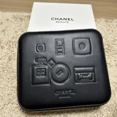 CHANEL ブラックポーチ　ノベルティ