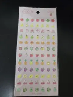 たべられ隊シール　くだもの