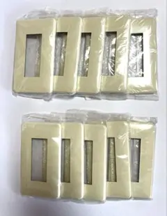 松下電工　WN6003Wモダンプレート3コ用ミルキーホワイト１０枚