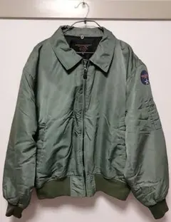 ​中綿入り MA-1 ブルゾン 4L カーキ SPEC. 8155 トーマセンイ