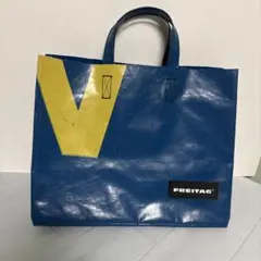 FREITAG BOB チャーム:ミニメッセンジャー付 - メルカリ