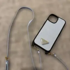 専用プラダPRADA サフィアーノレザー iPhoneケース 15 ストラップ付のサムネイル