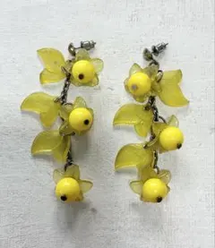 Item thumbnail for item d5552396-8080-4189-9cef-88ae0625a13a