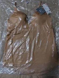 ユニクロ×マメクロゴウチ　エアリズムプランジブラキャミソール ベージュ　Lサイズ