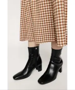 SLY SLENDER ANKLE BOOTS スレンダー アンクルブーツのサムネイル