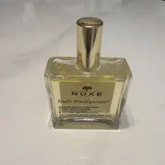 NUXE ヘアオイルのサムネイル