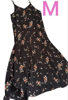 値下げ　花柄　キャミソールロングワンピース　キャミワンピ　黒　春
