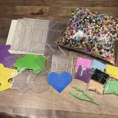 アイロンビーズなど