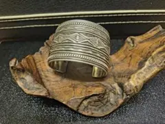 Item thumbnail for item a307d1b6-2268-42f5-9852-af557c204e7a