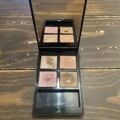 アディクション　アイシャドウパレット 001 ヴィンテージチュチュのサムネイル