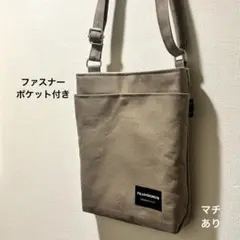 ハンドメイドショルダーバック　スマホショルダー　サコッシュ8号帆布ベージュのサムネイル