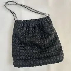 黒 チェーンストラップショルダーバッグ　銀座ワシントンにて購入