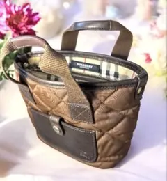 バーバリー　舟型　ミニトートバッグ　キルティング　ホースロゴ型押し　ノバチェック