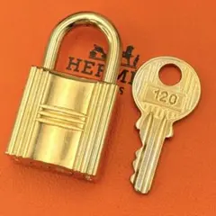 2026年最新】エルメス南京錠カデナの人気アイテム - メルカリ
