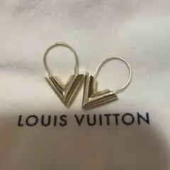 Item thumbnail for item f923d496-1f17-41bb-b722-d11d1fd9095f