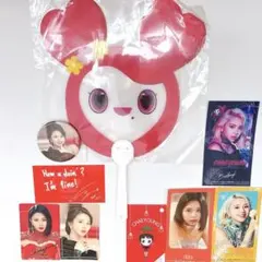 TWICE チェヨン　チェブリー　うちわ　缶バッチ　ステッカー　まとめ売り