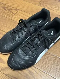 フットサルシューズ 室内 23