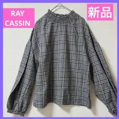 新品⭐️レイカズン　チェックブラウス　長袖のサムネイル