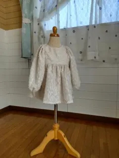 確認用ホワイト フリル付き長袖チュニック Vネックワンピース デニムパンツ