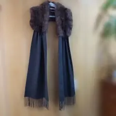 ファー付きダークグレーのストール新品未使用
