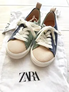 新品タグ付きZARAキッズ スニーカー