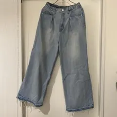 ロゴスデイズ　ライトブルーワイドレッグデニムパンツ　しまむら