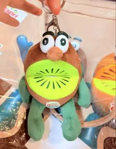 Zespri セスプリ キウイブラザーズ ぬいぐるみ 小 ゴールド1点 - メルカリ
