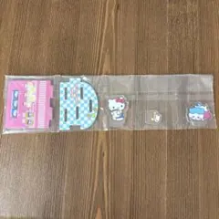 レイヤーアクリルスタンド　ちいかわ　サンリオ　ハチワレ　ハローキティ