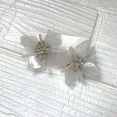 在庫処分セール　ブライダル乳白　花　ゴールド　ピアス　まとめ買いでめちゃお得