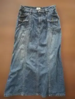 値下げデニムフロントスリットロングスカート 64サイズ