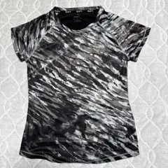 【新品未使用】PUMA レディース ランニング 半袖Tシャツ カモフラ柄 XSのサムネイル